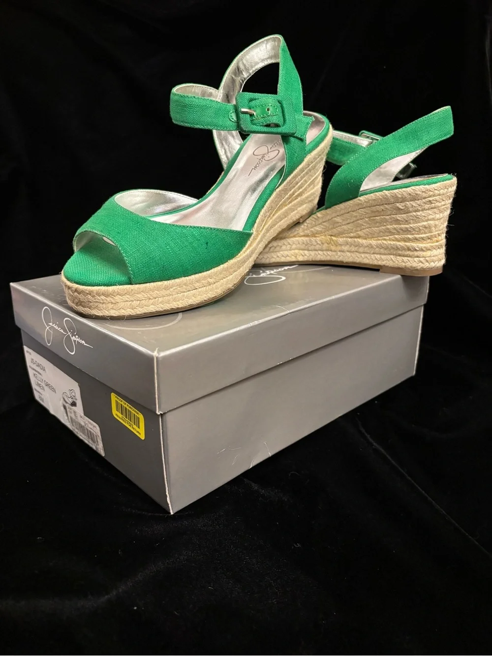 Jessica Simpson bright green